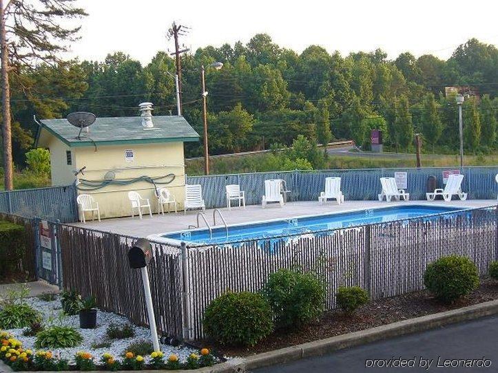 Royal Inn And Suites Charlotte Airport Exteriör bild