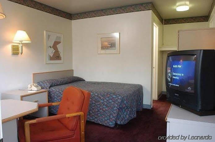 Royal Inn And Suites Charlotte Airport Exteriör bild